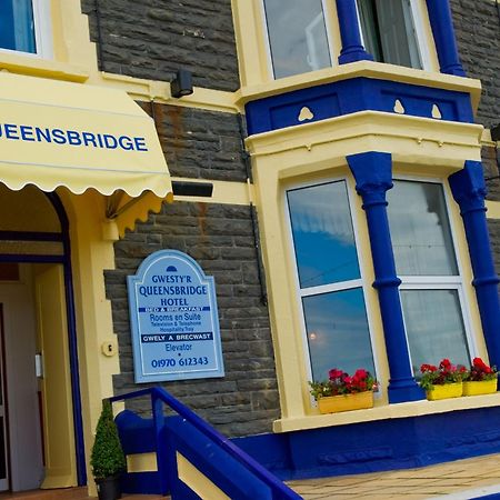Queensbridge Hotel Абъристуит Екстериор снимка